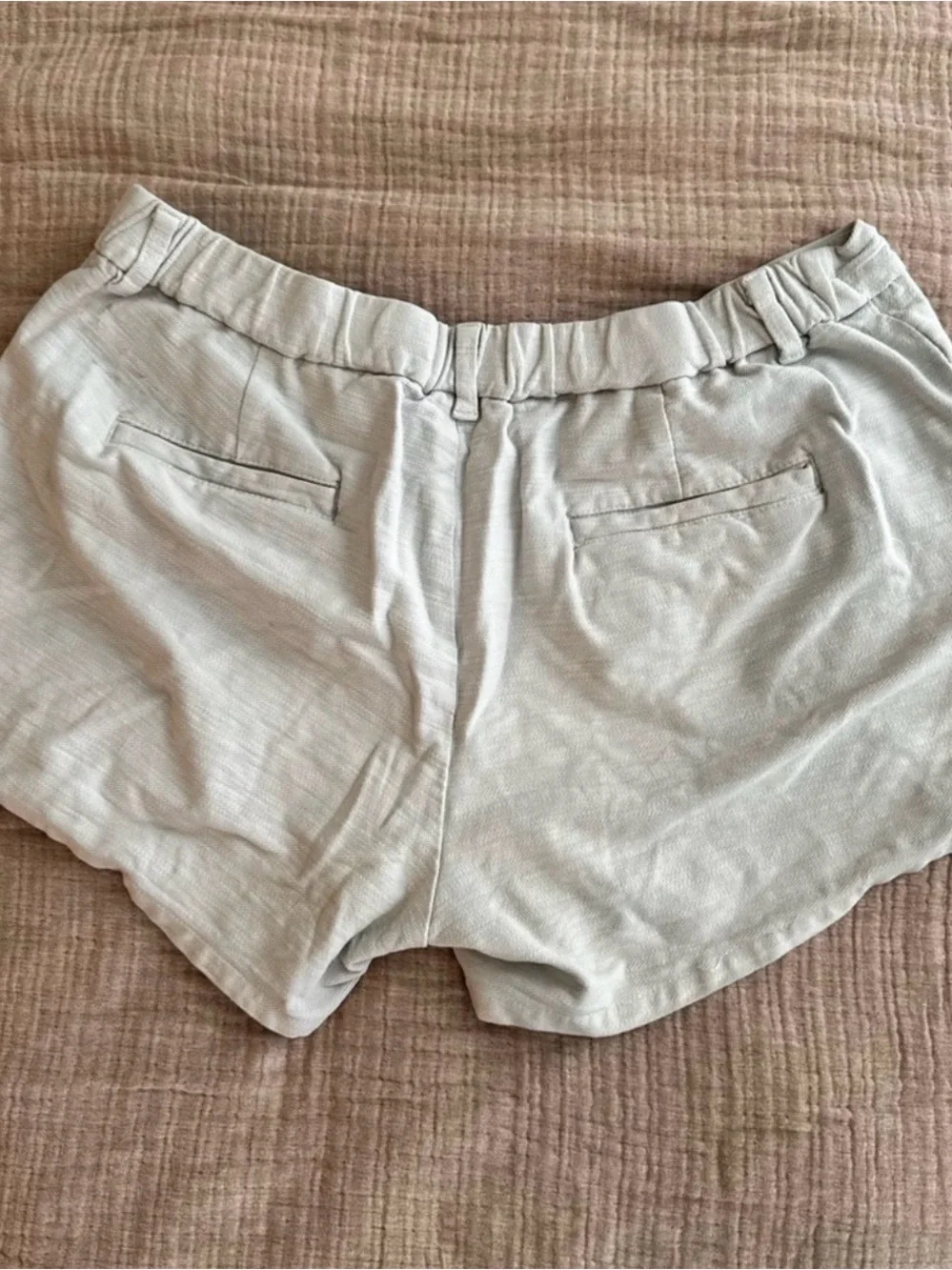 Chubbies Women's Light Beige Shorts - sz Large - Picture 2 of 3